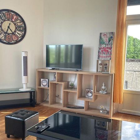 Grand T2 Renove - Bord Du Canal - Commerces A Pied Moret-sur-Loing Esterno foto