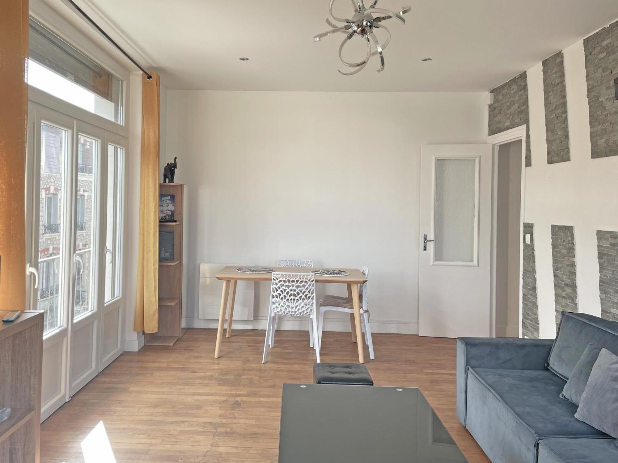 Grand T2 Renove - Bord Du Canal - Commerces A Pied Moret-sur-Loing Esterno foto
